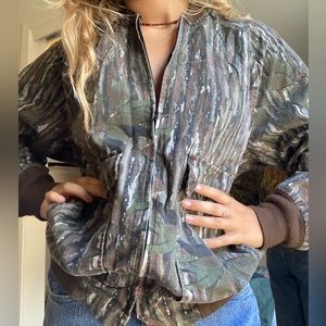 Vintage camo zip up, wildlife pattern, light jacket, earthy vibe